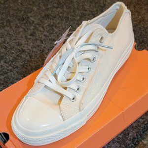Chuck Taylor | Converse | Low Top | IMPORTED! | Unisex